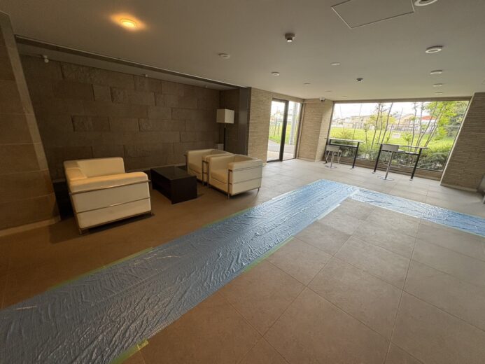 エントランス エントランス