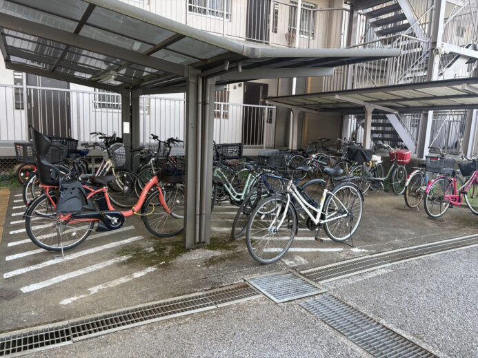 駐輪場 駐輪場