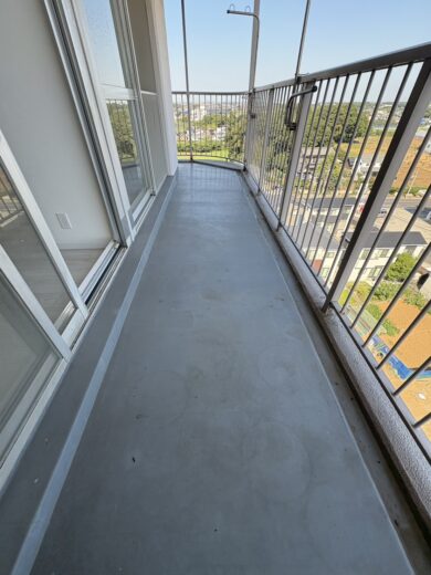 バルコニー バルコニー