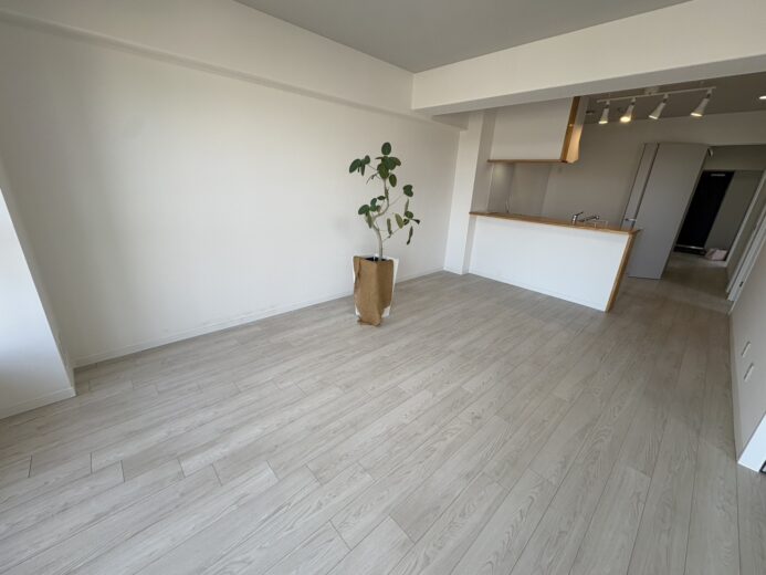 13.5帖(居間) 13.5帖(居間)