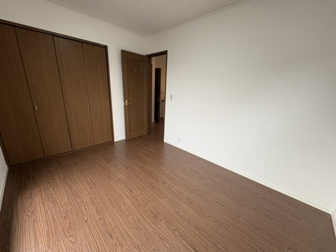 2階洋室（6.0帖）(内装)