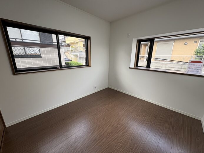 2階洋室（5.0帖）(内装)