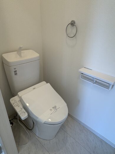 2階トイレ(内装)