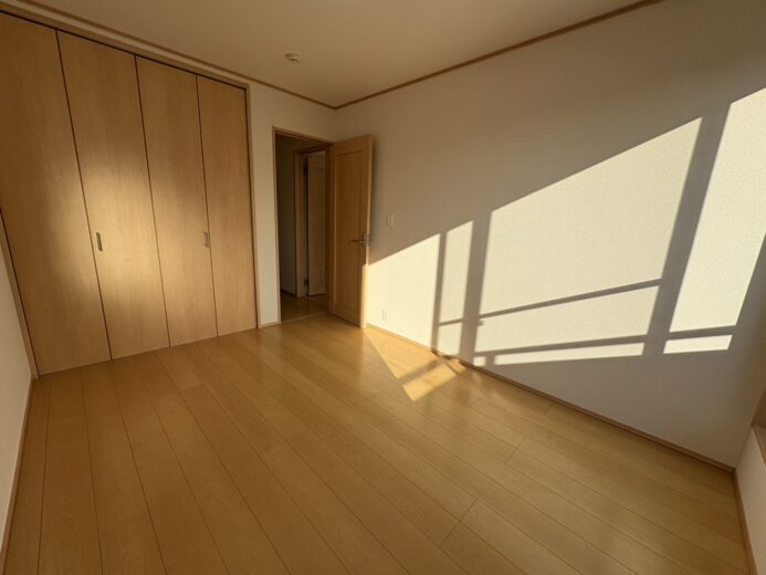 2階洋室（6.0帖）(内装)