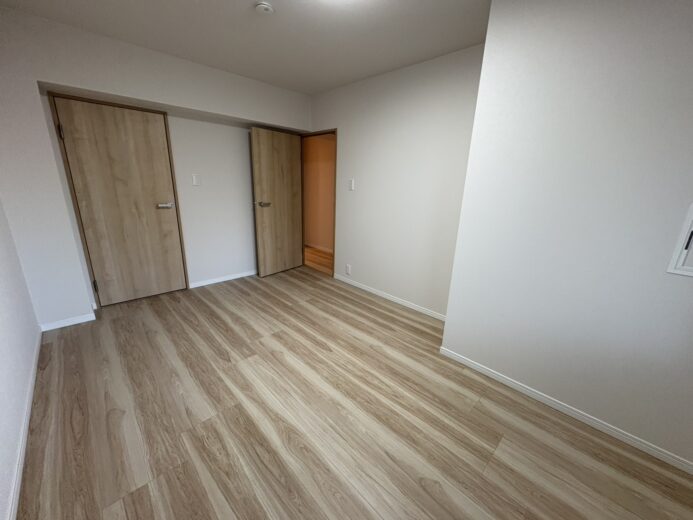 洋室（4.7帖）(内装)