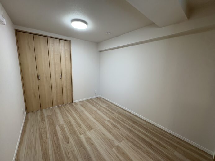 洋室（4.5帖）(内装)