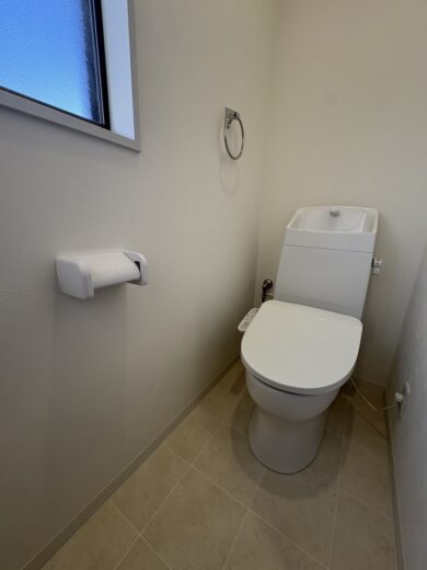 2階トイレ(内装) 2階トイレ(内装)