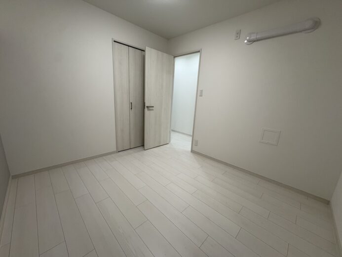 洋室（4.5帖）(内装)