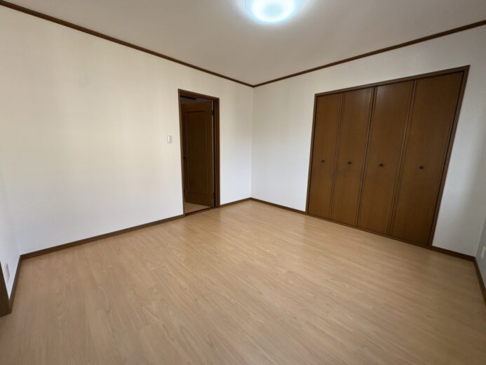 1階洋室（7.5帖）(内装)