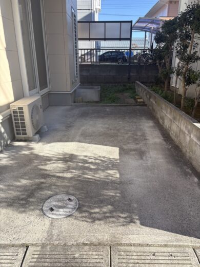 駐車場(1台可能) 駐車場(1台可能)