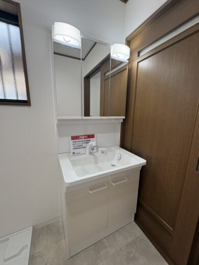 洗面化粧台(内装) 洗面化粧台(内装)