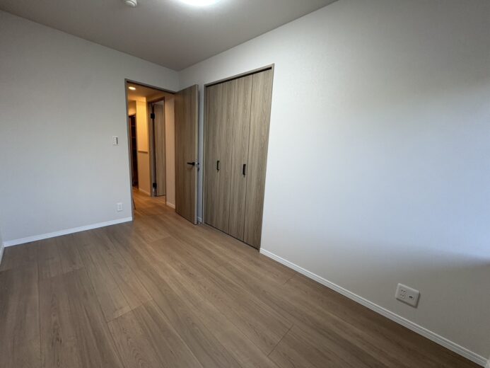 洋室（5.0帖）(内装)