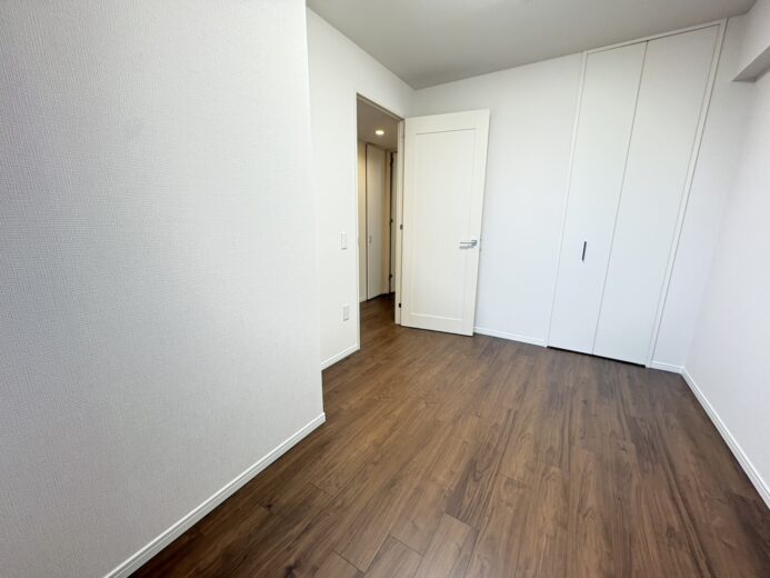 洋室(5.6帖)(内装) 洋室(5.6帖)(内装)