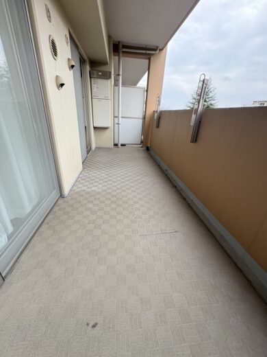 バルコニー バルコニー