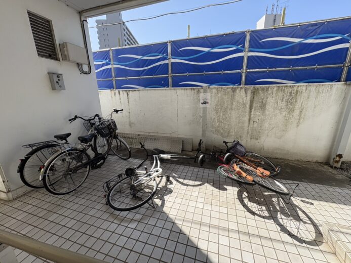 駐輪場 駐輪場