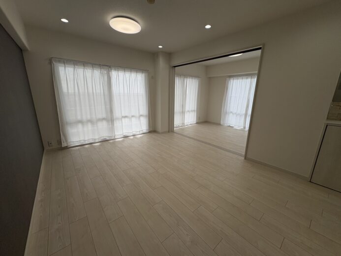 13.4帖(居間) 13.4帖(居間)