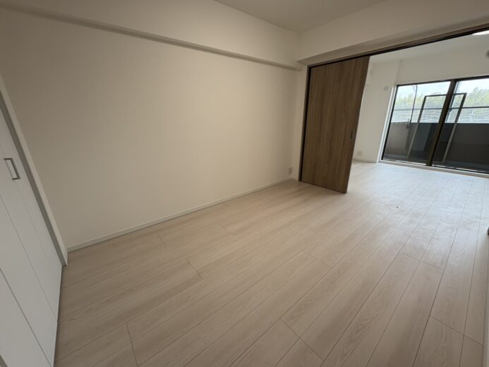 洋室（6.0帖）(内装)