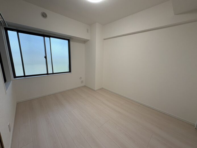 洋室（5.8帖）(内装)